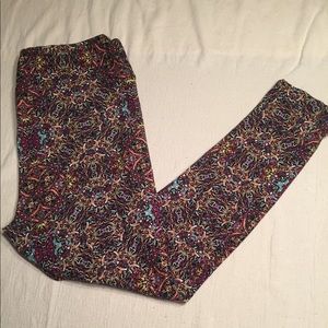 Lularoe leggings - tall and curvy